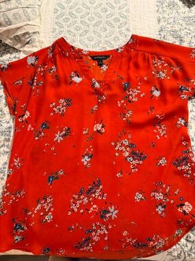 Banana Republic Red Floral Split-Neck Blouse